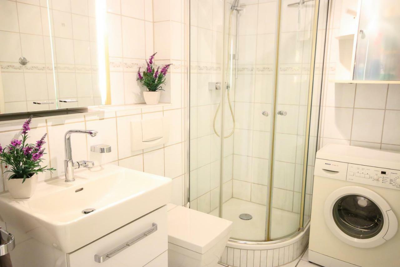 Ferienwohnung Min Herzing Rostock Exterior foto